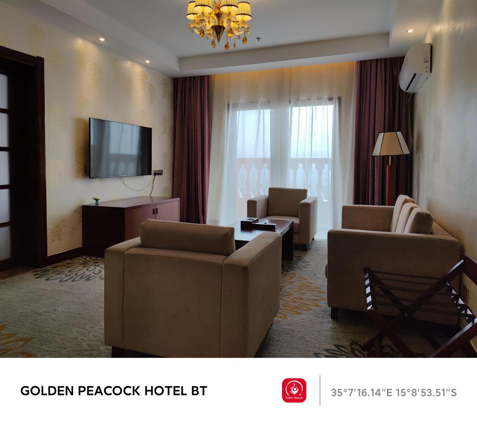 Golden Peacock Hotel Blantyre Exterior foto